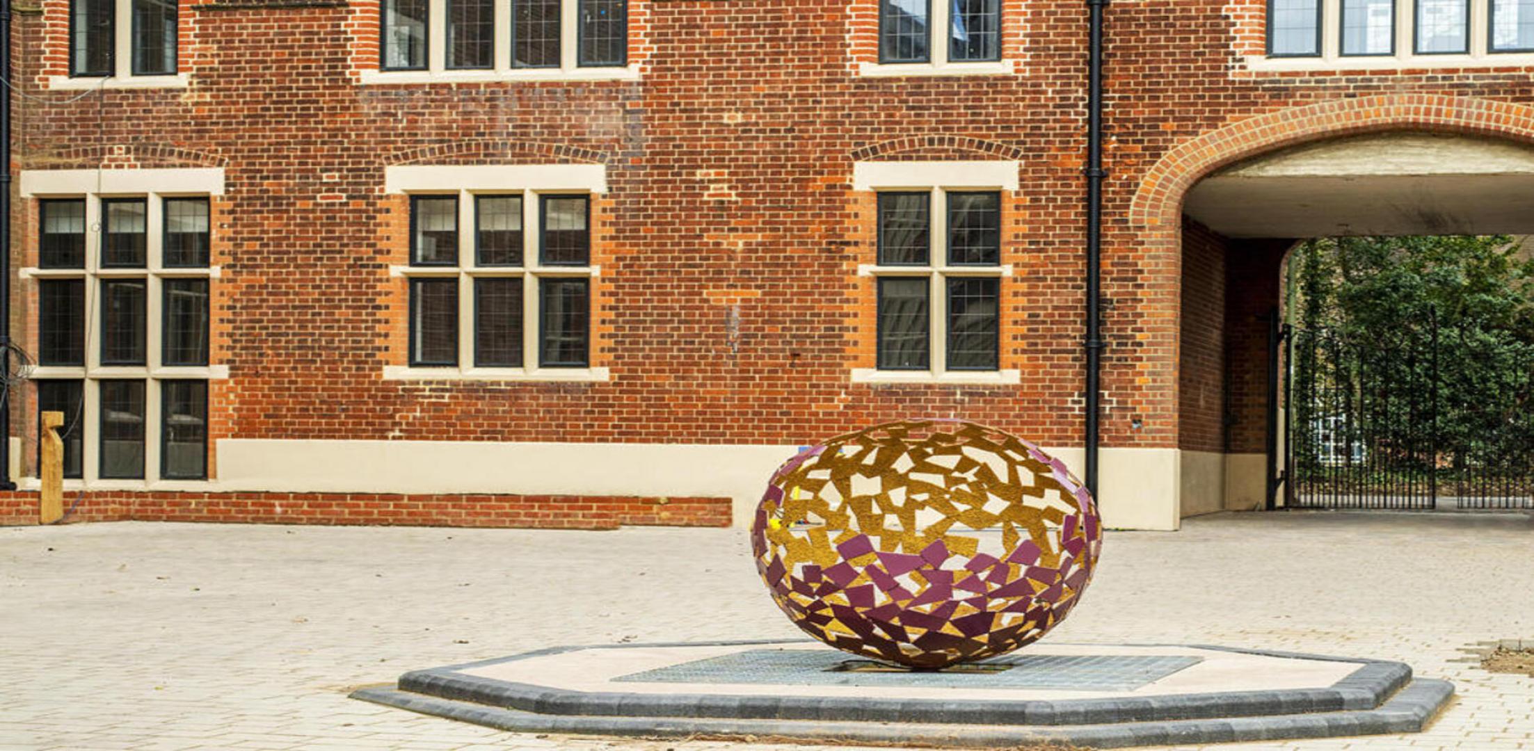 			3 Bedroom, 3 bath, 1 reception Apartment			 The Ridgeway, Mill Hill