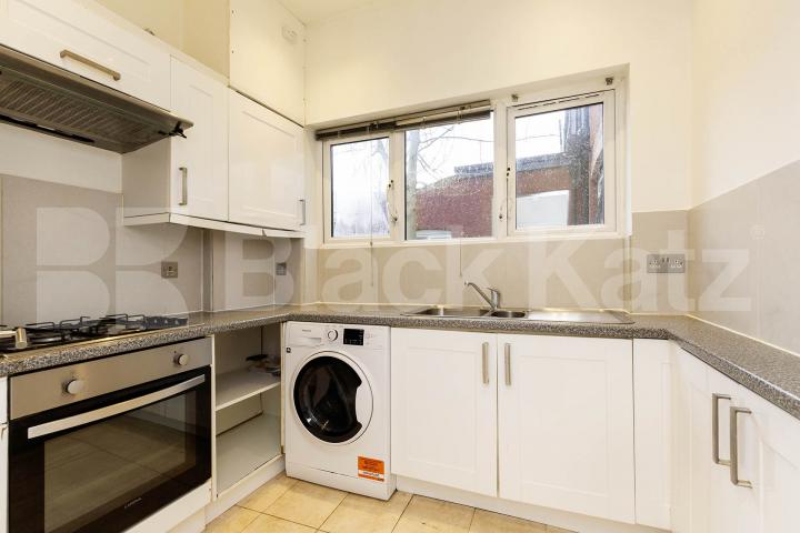 We are delighted to offer this lovely 1-bedroom apartment situated in a well-maintained period conversion in the sought-after area of Willesden Green Chichele Road, London, NW2,  London