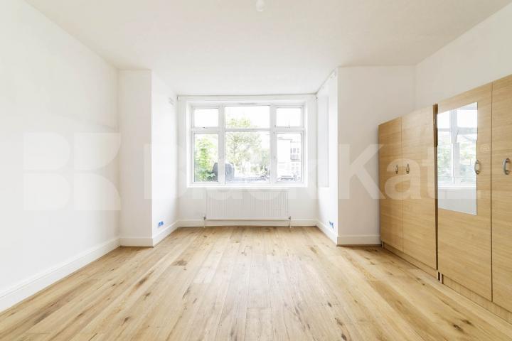 A well-presented and spacious two-bedroom property situated on the popular Geary Road, offering generous living accommodation throughout and available immediately Geary Road, London, NW10,  London