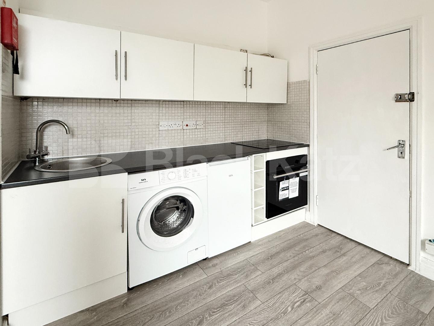 A well-presented self-contained studio apartment available to rent in the sought-after area of Harlesden Gardens, NW10.This bright and spacious studio offers comfortable open-plan living, featuring a modern fitted kitchen and a private bathroom, maki Harlesden Gardens, London, NW10,  London