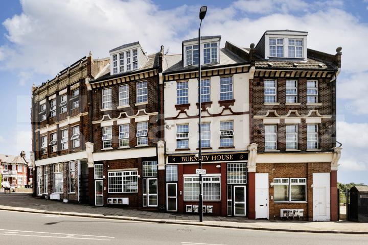 A well-proportioned two double bedroom apartment in Dollis Hill Burnley Road, London, NW10,  London