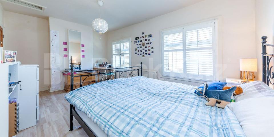 			WHOLE HOUSE!, 3 Bedroom, 1 bath, 1 reception House			 Trinity Road, East Finchley