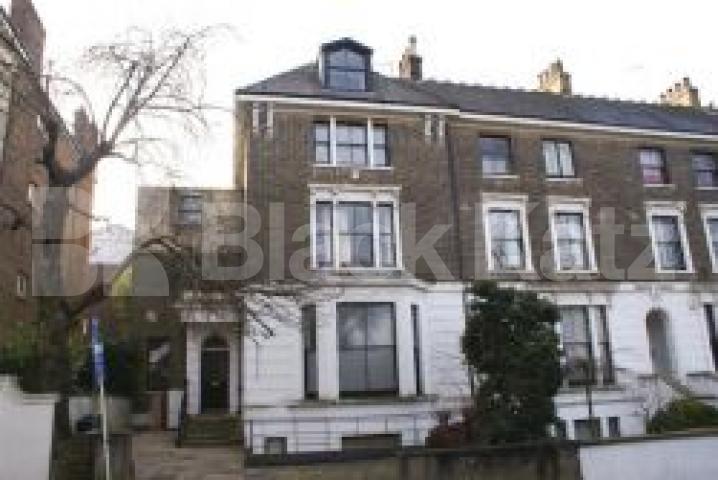 			2 Bedroom, 1 bath, 1 reception Flat			 Hampstead Lane, HIGHGATE