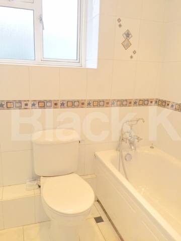 			NEW INSTRUCTION, 2 Bedroom, 1 bath, 1 reception Flat			 Saint Albans Avenue, CHISWICK