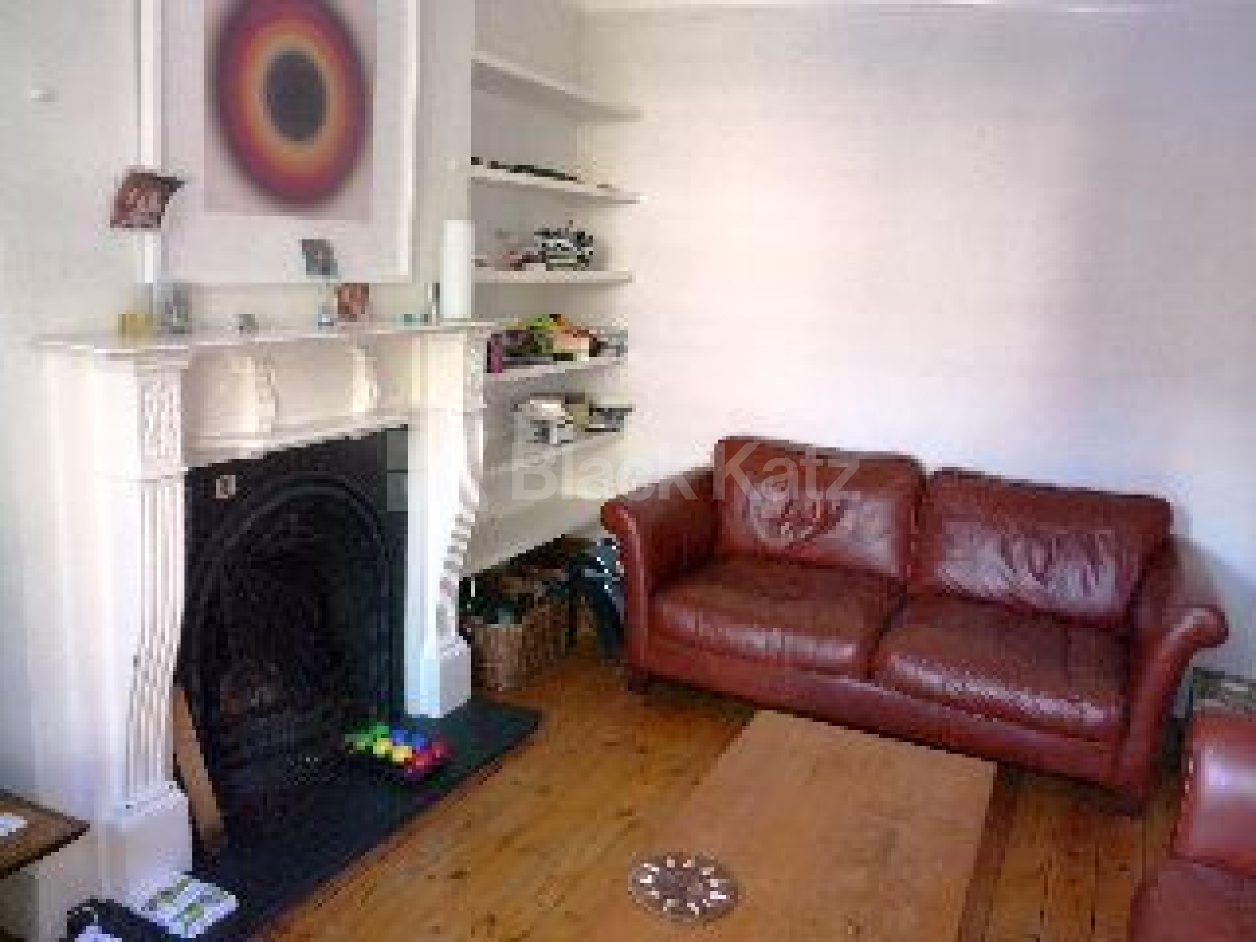 			LET!, 4 Bedroom, 1 bath, 1 reception House			 Braemar Avenue, BOUNDS GREEN/WOOD GREEN N22