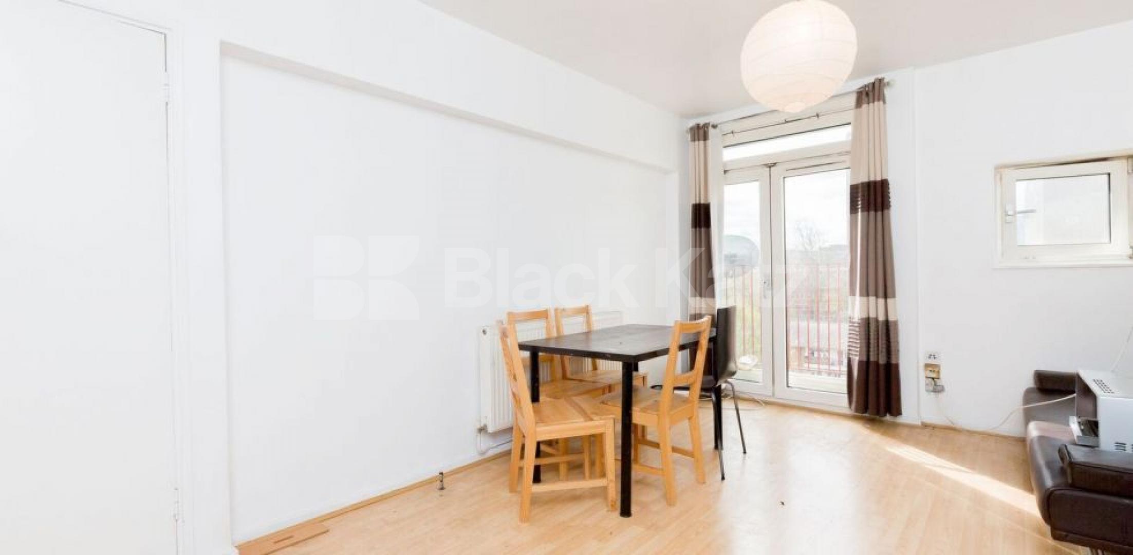 			NEW INSTRUCTION!, 4 Bedroom, 1 bath, 1 reception Flat			 Stanhope Street, CAMDEN / EUSTON