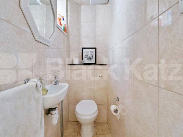 Stylish and spacious well located two double bedroom property in Marylebone Bedford House, Lisson Street, Marylebone