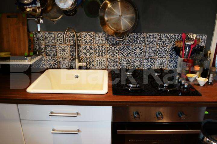 			Includes all bills!, 1 Bedroom, 1 bath, 1 reception Flat			 Fairfield Road, Crouch End