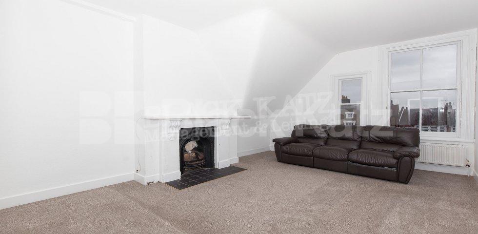 			New Instruction!, 2 Bedroom, 1 bath, 1 reception Flat			 Green Lanes, Haringey / Crouch End