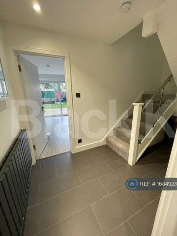 			3 Bedroom, 2 bath, 1 reception 			 Marley Walk, London, NW2,  London