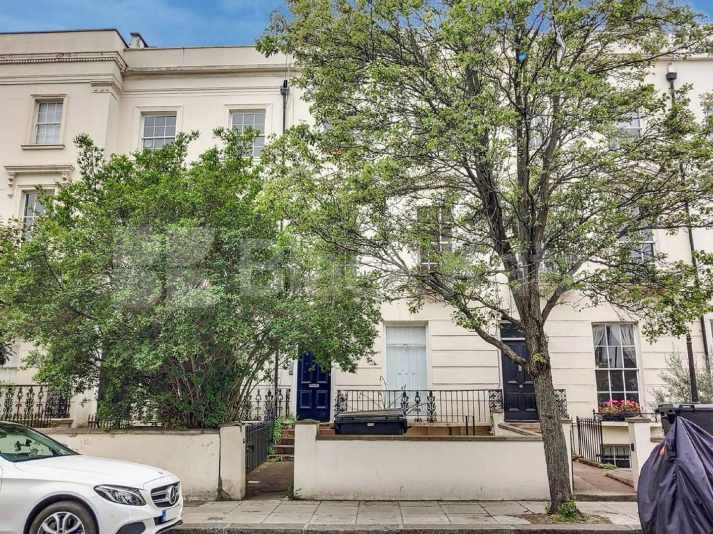 Contemporary One-Bedroom Home in West London Chepstow Road, Bayswater