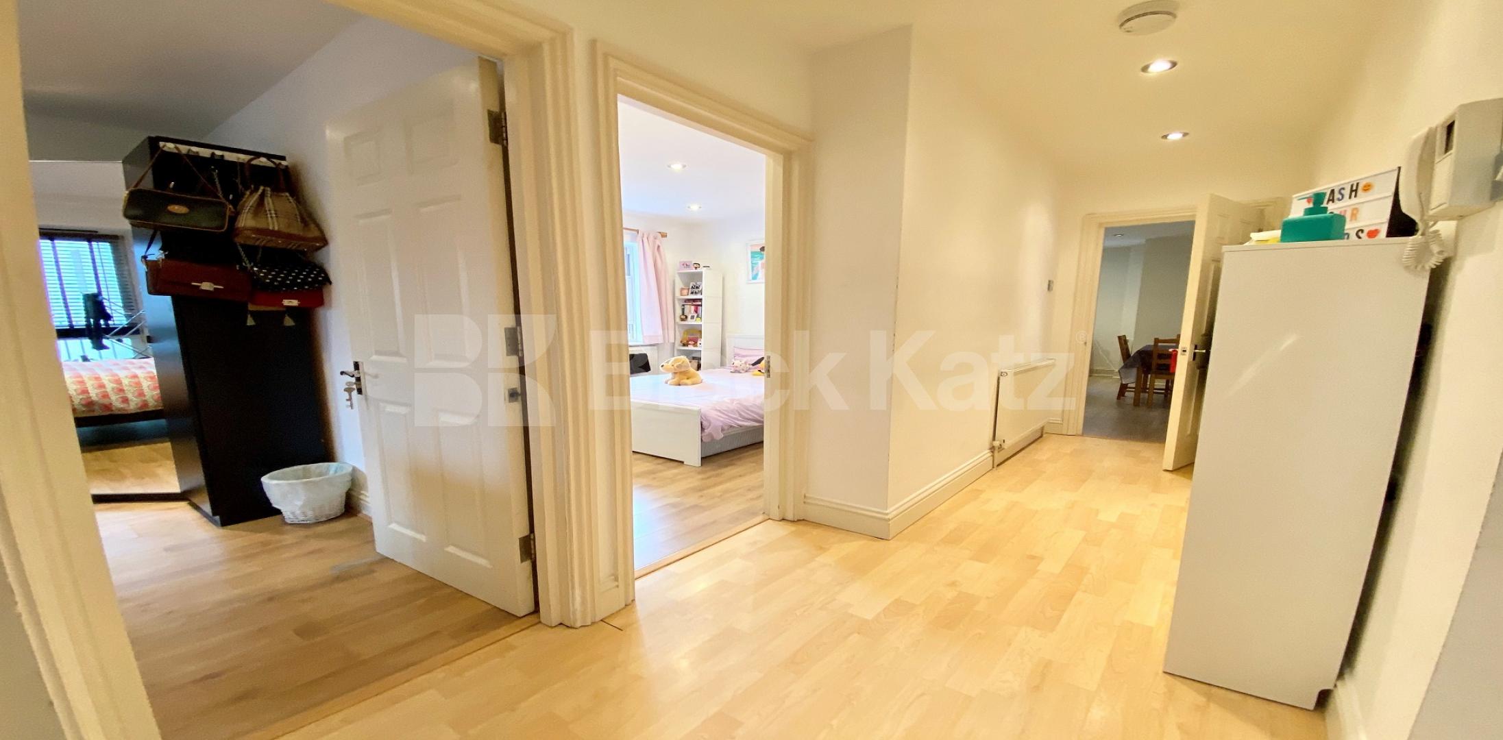 			LET , 3 Bedroom, 1 bath, 1 reception Apartment			 The Aspect, Deverell Street , London Bridge/ Borough 