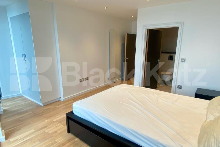 110m2 of living & entertaining space & stunning views of the cityscape   Ceramic Building, Newington Causeway, Elephant and Castle