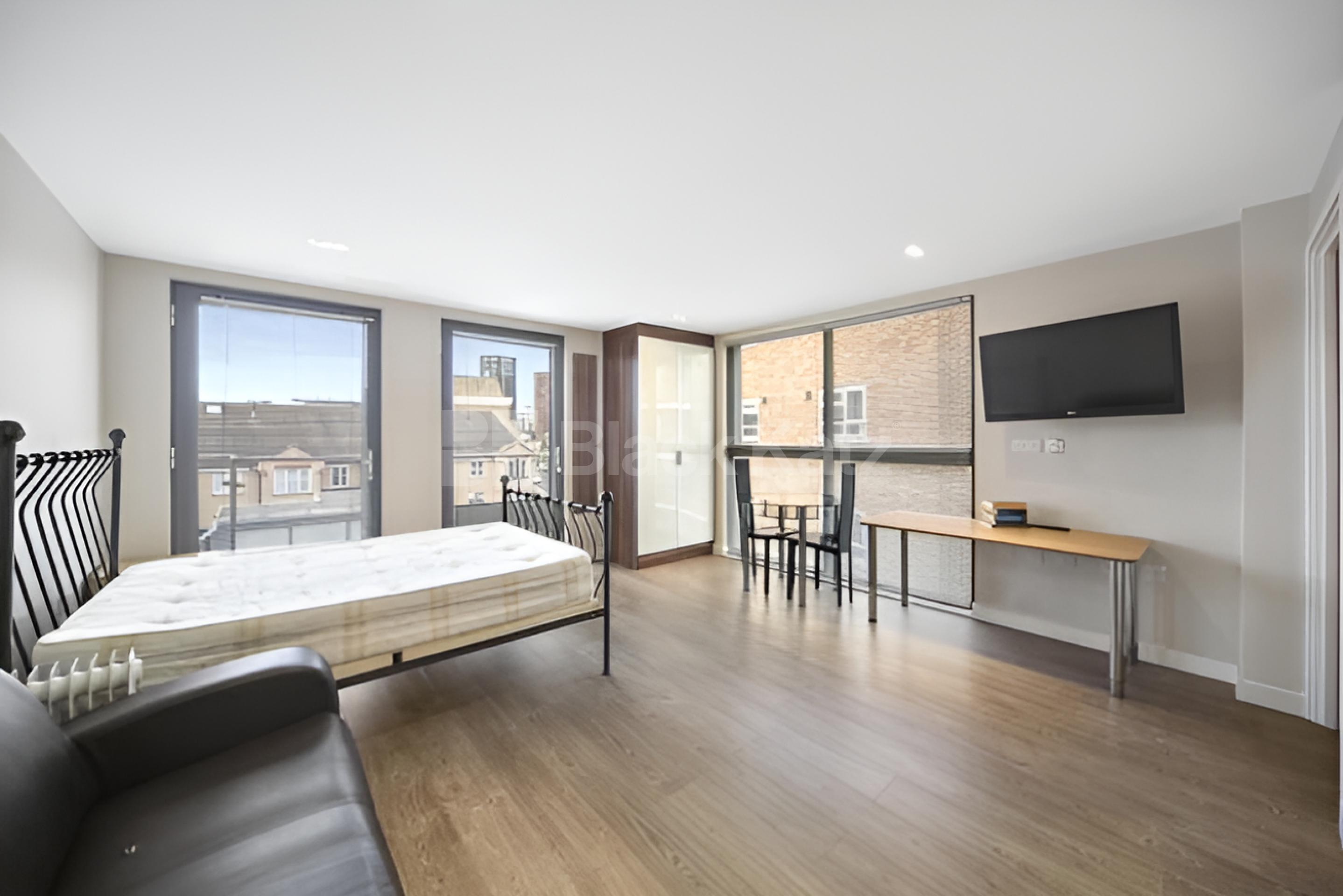 Modern Studio Apartment Moments from Old Street Station Mintern Street, Shoreditch Park N1