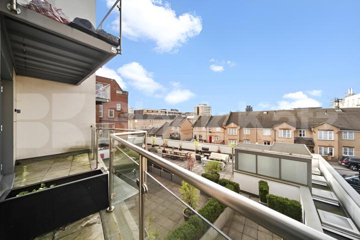 Modern Studio Apartment Moments from Old Street Station Mintern Street, Shoreditch Park