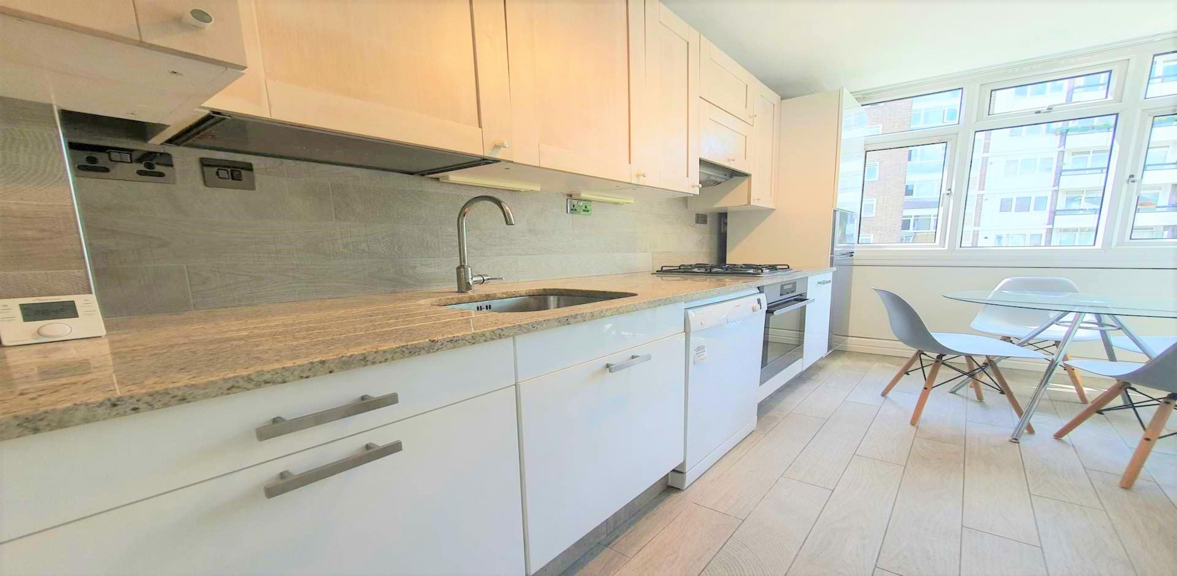 			3 Bedroom, 2 bath, 1 reception Flat			 Maitland Park Road, CHALK FARM NW3 NW3