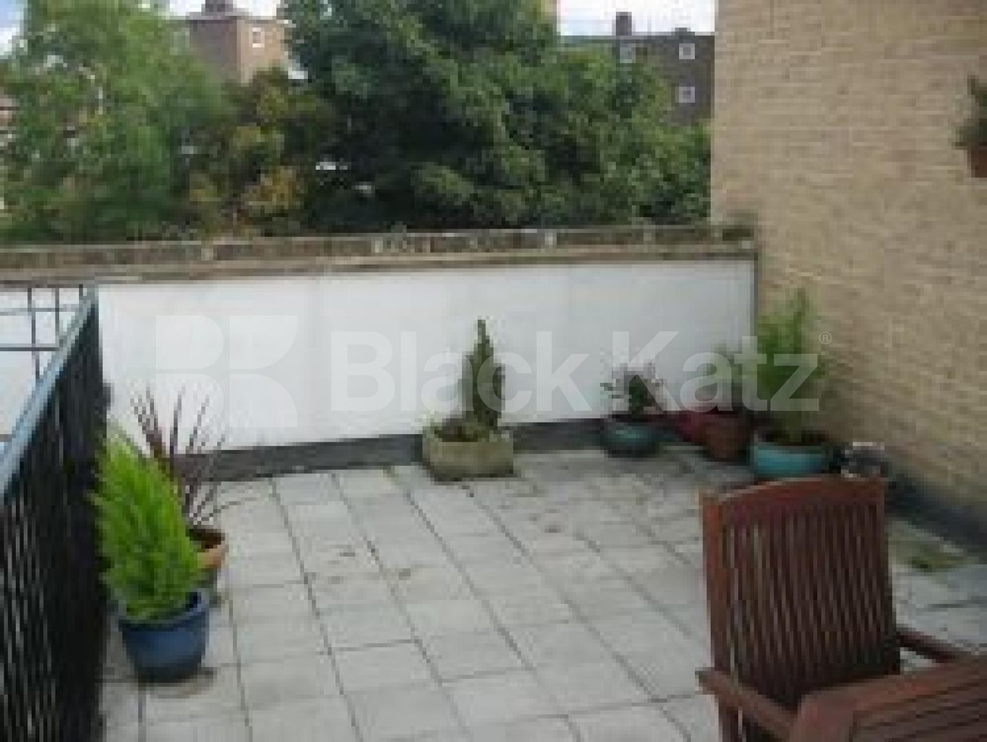 			3 Bedroom, 1 bath, 1 reception Flat			 Baring Street, ANGEL N1