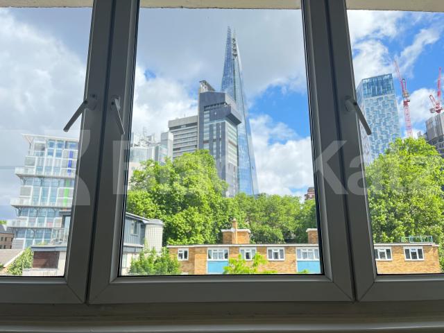 Superbly located duplex apartment moments from The Shard Kipling Street., London Bridge
