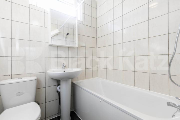 A beautifully presented three-bedroom split-level apartment situated on Lancaster Road, in the heart of Dollis Hill (NW10) Lancaster Road, London, NW10,  London