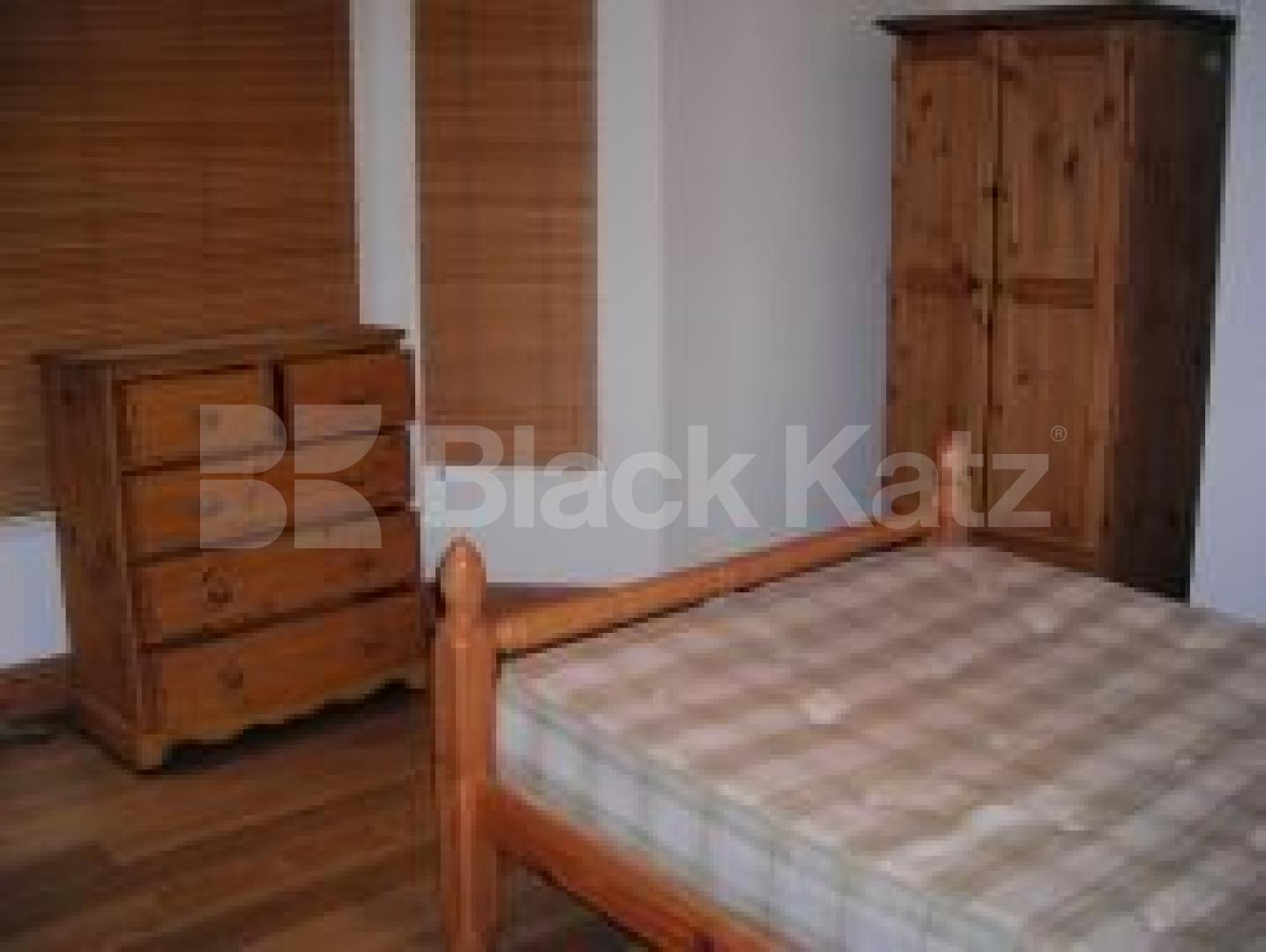 			2 Bedroom, 1 bath, 1 reception Flat			 Pemberton Gardens, ARCHWAY N19