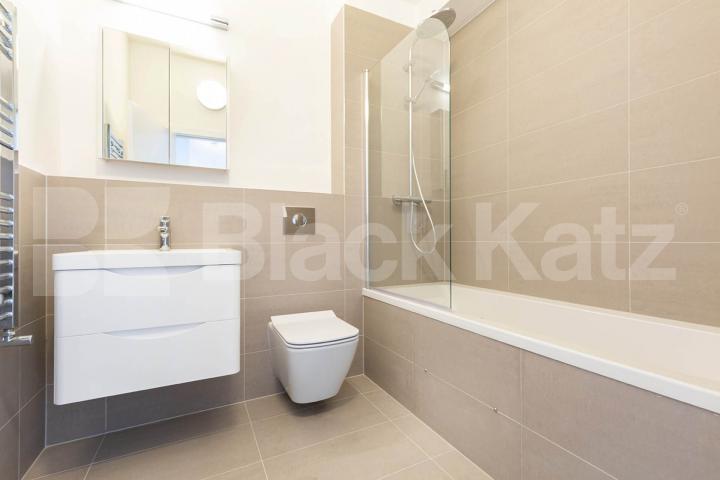 Live/work apartment with loft style features Springfield House lofts - Tyssen Street, Dalston