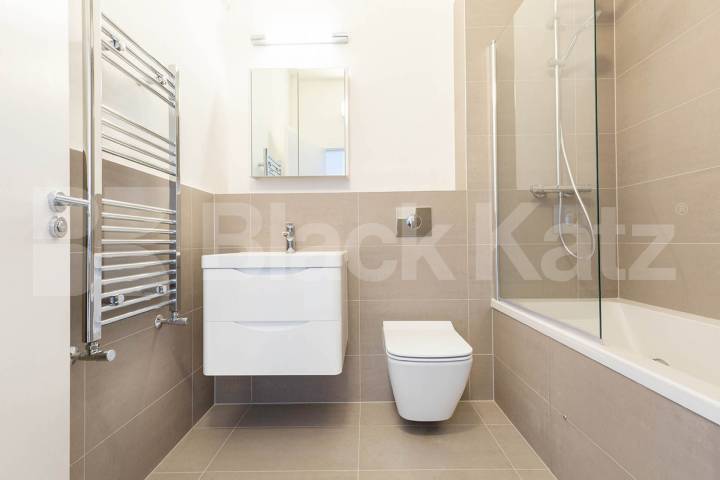 Live/work apartment with loft style features Springfield House lofts - Tyssen Street, Dalston