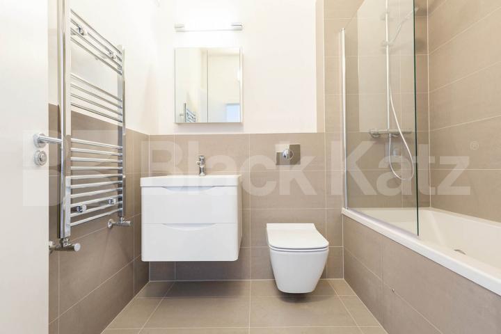 Live/work apartment with loft style features Springfield House lofts - Tyssen Street, Dalston
