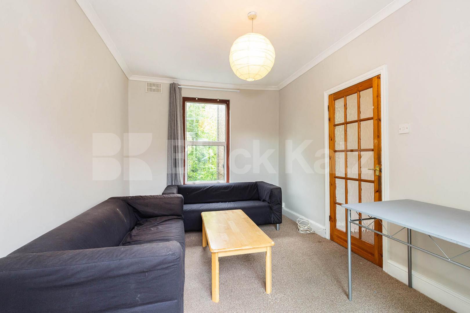 3 bedroom property located close Finsbury Park with a roof terrace Upper Tollington Park N4, Finsbury Park