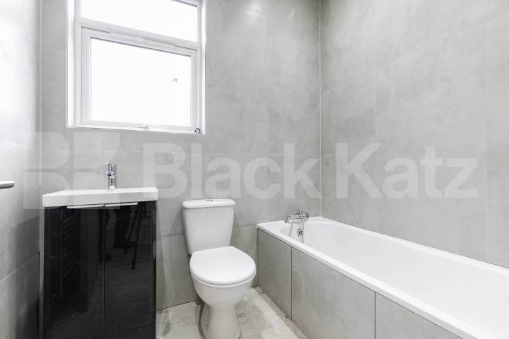 A well-presented two-bedroom property available to rent on the sought-after Headstone Road, Harrow on the Hill Headstone Road, Harrow, HA1,  Harrow