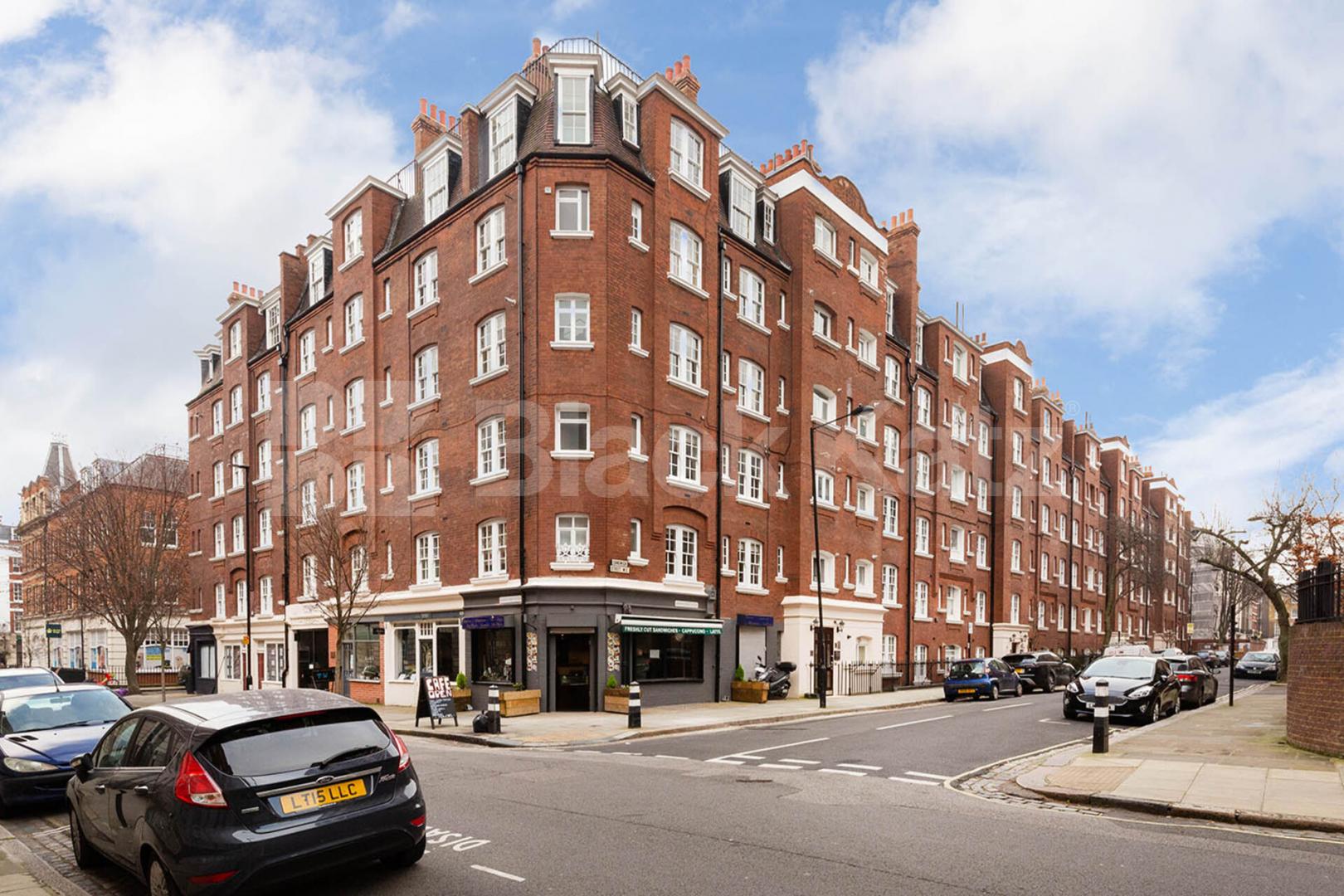 Located in Bloomsbury and only minutes to Kings Cross Station Sandwich street, Rusell Square