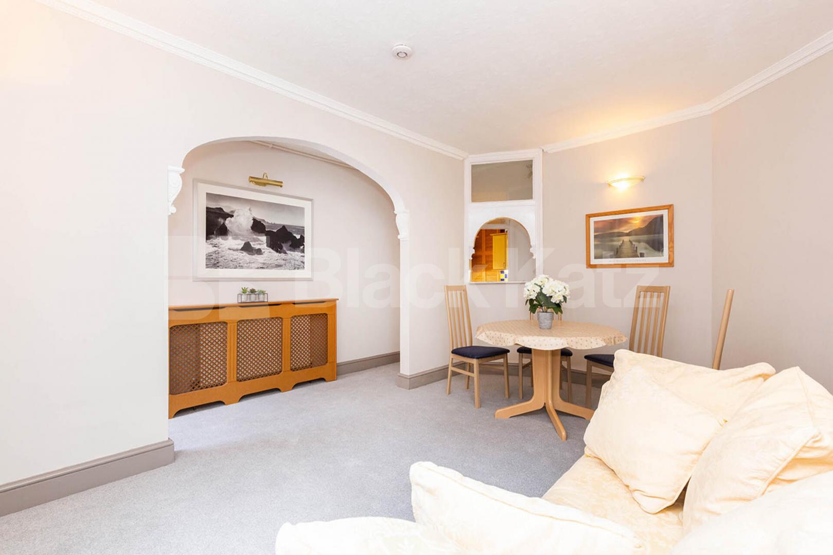 Located in Bloomsbury and only minutes to Kings Cross Station Sandwich street, Rusell Square