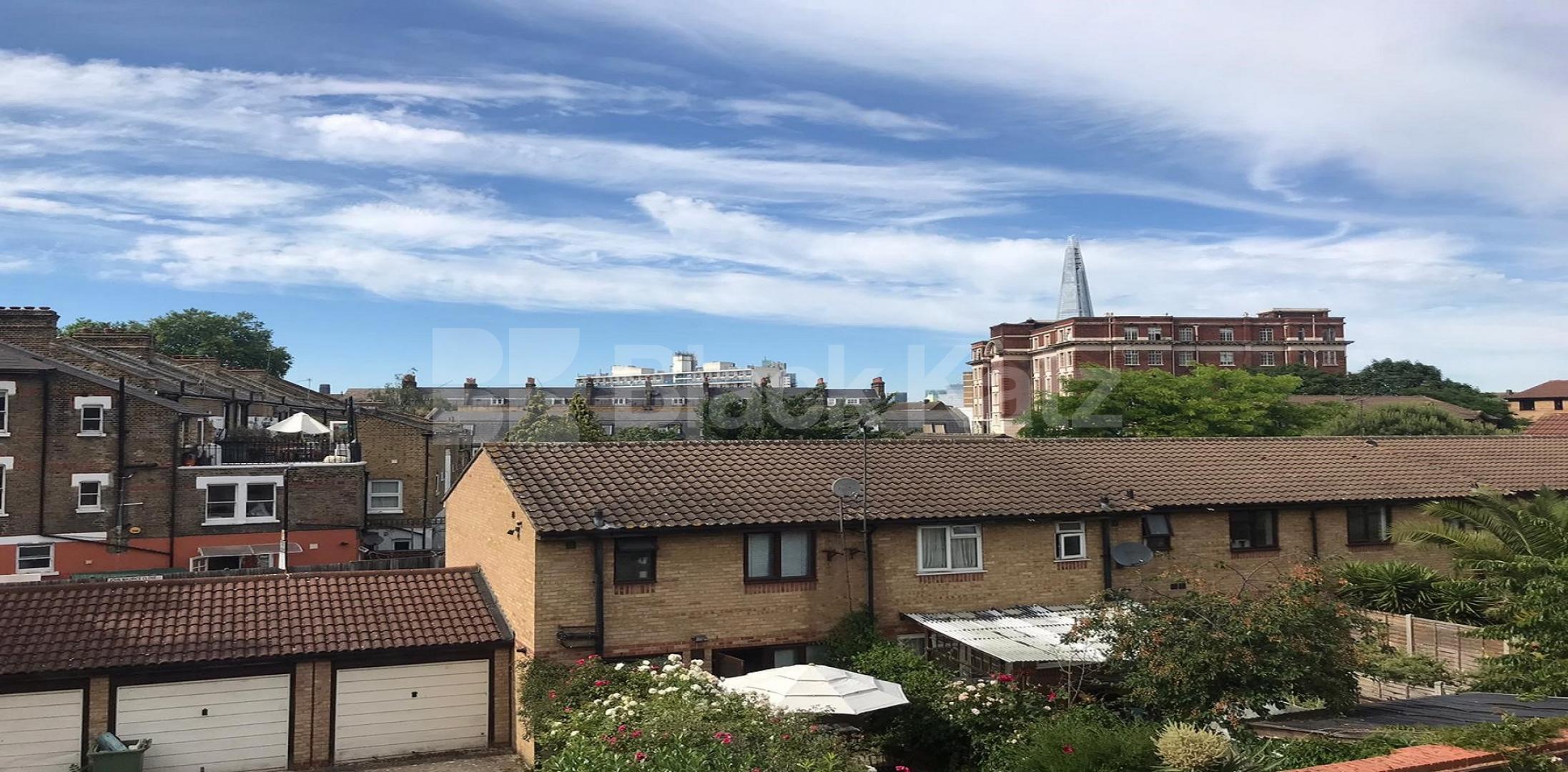 			LET , 4 Bedroom, 1 bath, 1 reception Terraced House			 Henshaw Street, Borough/Elephant and Castle