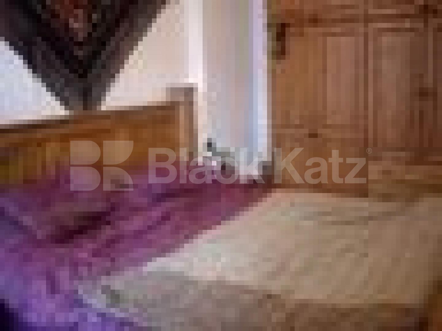 			2 Bedroom, 1 bath, 1 reception Semi-Detached House			 Kings avenue, Muswell hill