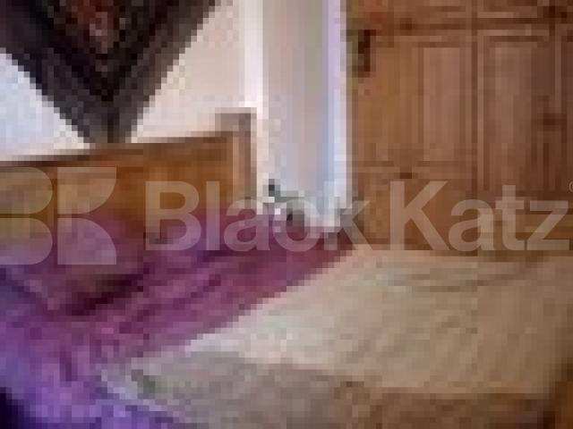 			2 Bedroom, 1 bath, 1 reception Semi-Detached House			 Kings avenue, Muswell hill