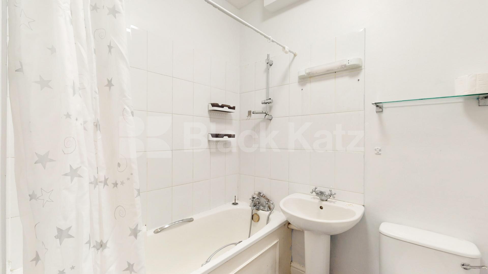 			2 Bedroom, 1 bath, 1 reception 			 Fairholme Road, London, W14,  London