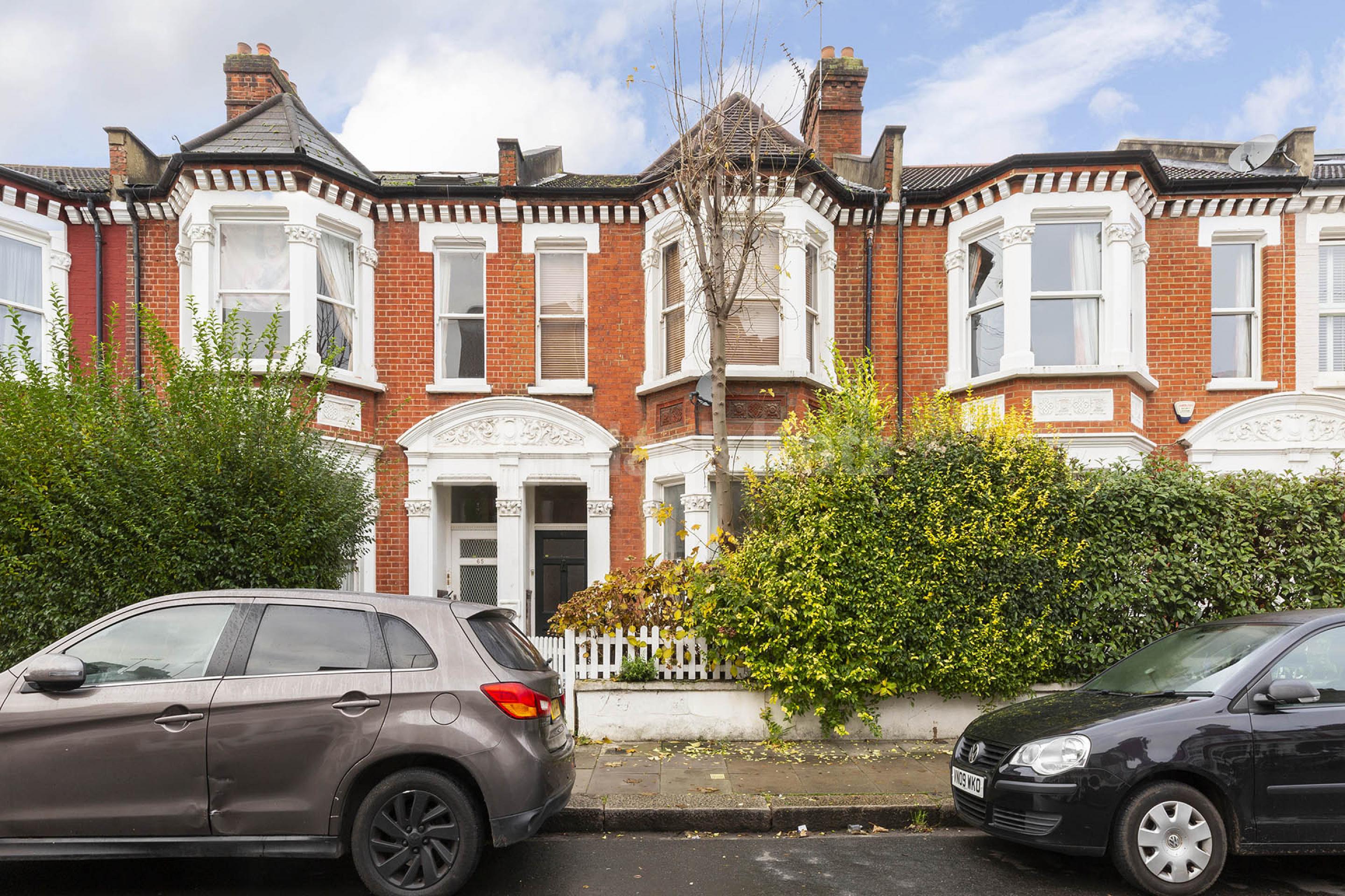 Black Katz are pleased to present this generous four double bedroom apartment which is set within a beautifully presented Victorian conversion near Shepherds Bush Common Pennard Road, London, W12,  London W12