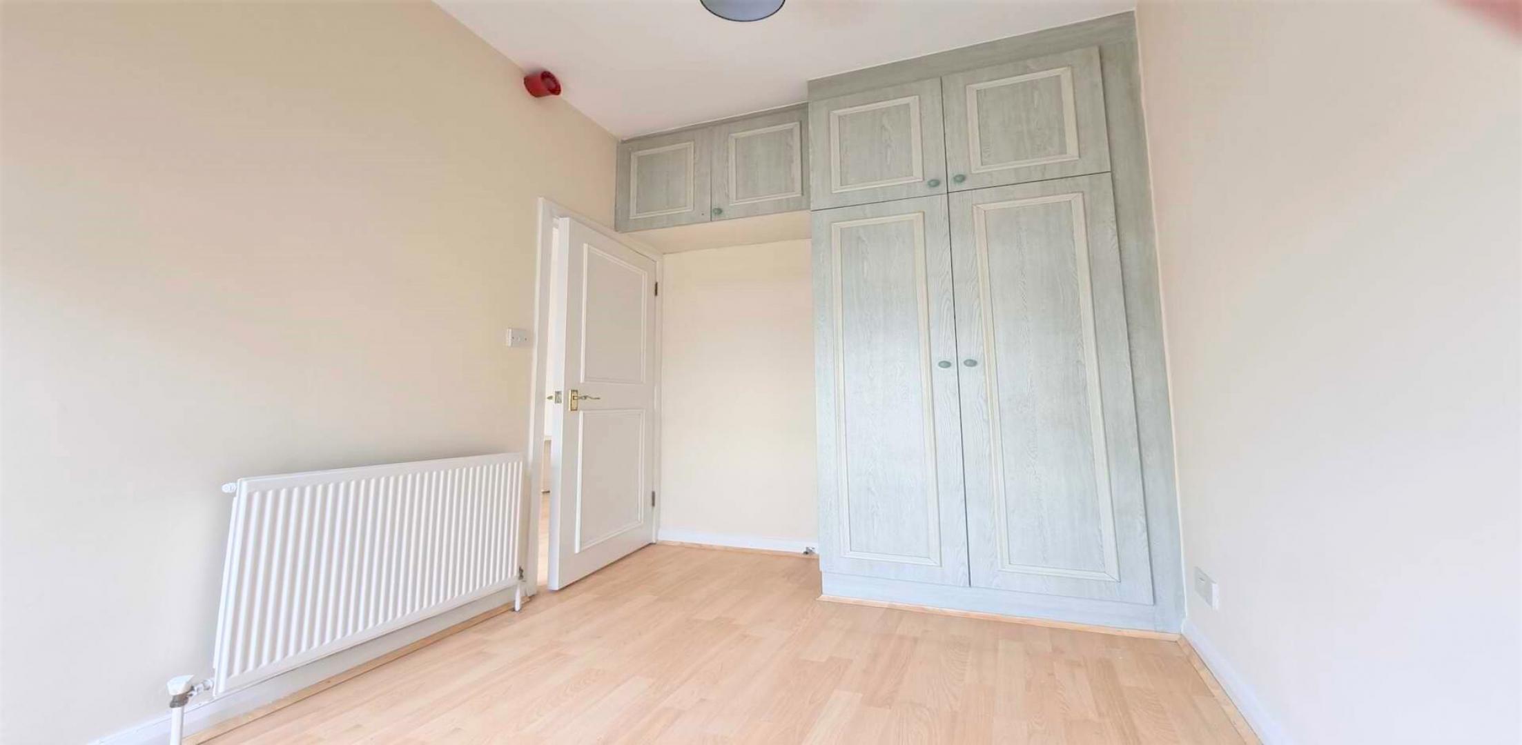 			1 Bedroom, 1 bath, 1 reception Flat			 High Road, WILLESDEN GREEN