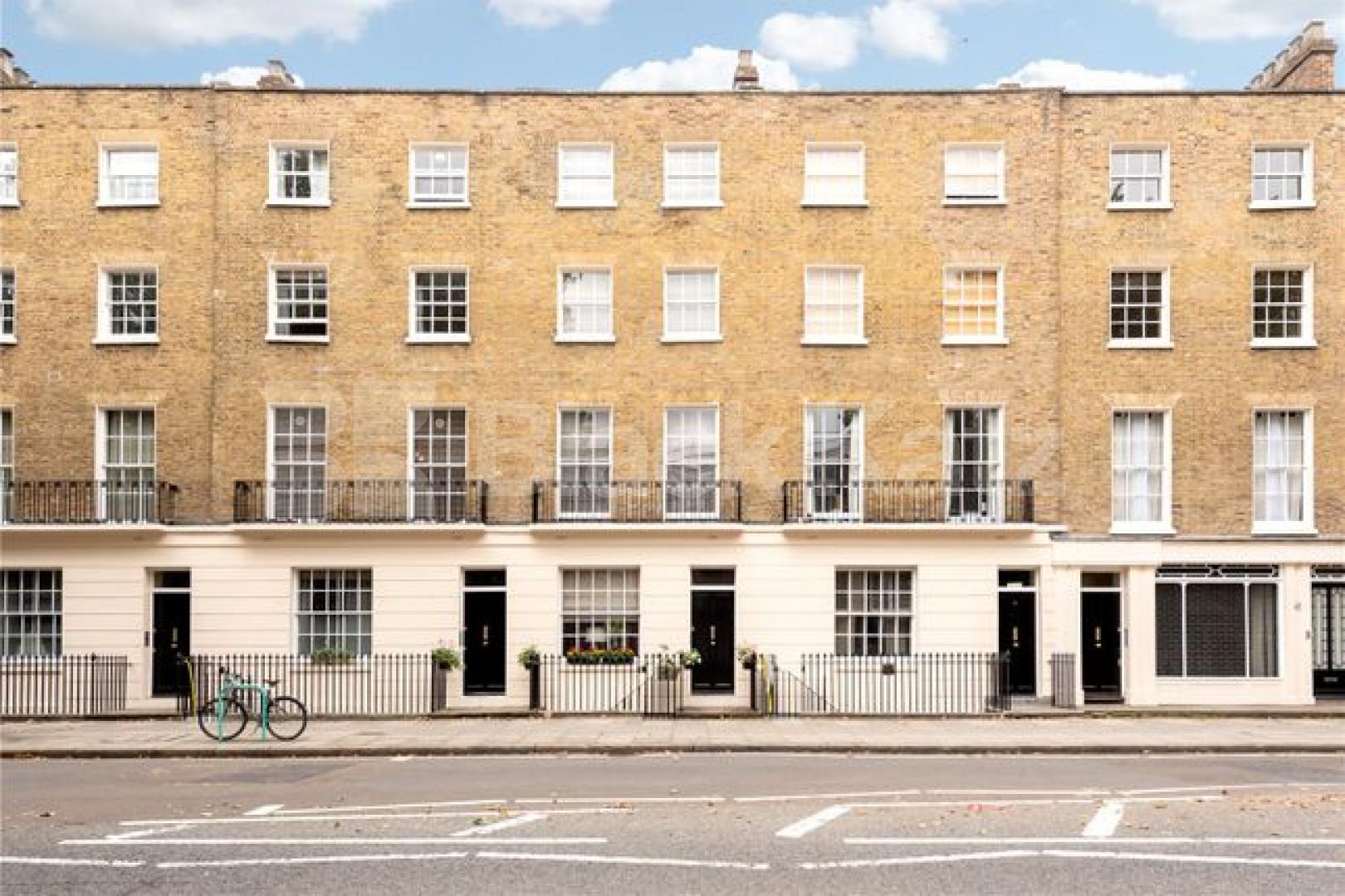 			NEAR REGENTS PARK!, 1 Bedroom, 1 bath, 1 reception Flat			 Albany Street , REGENTS PARK