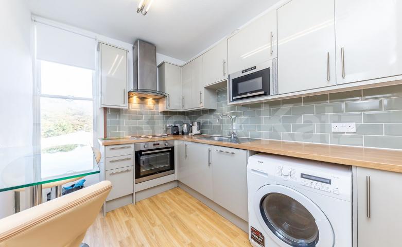 			New Instruction!, Studio Apartment, 1 bath, 1 reception Flat			 Archway Road, Highgate