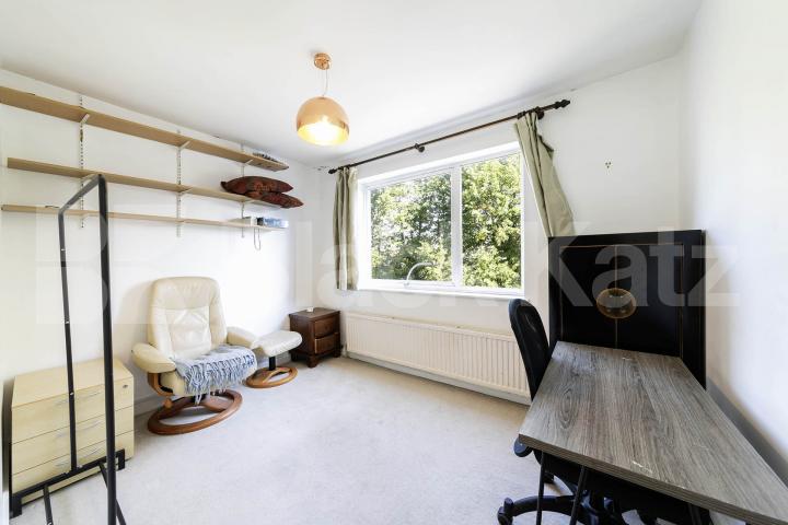 A beautifully presented, fully furnished two-bedroom apartment with a separate study, ideally situated on the sought-after Iverson Road, NW6 Iverson road, West Hampstead, NW6,  Redcroft