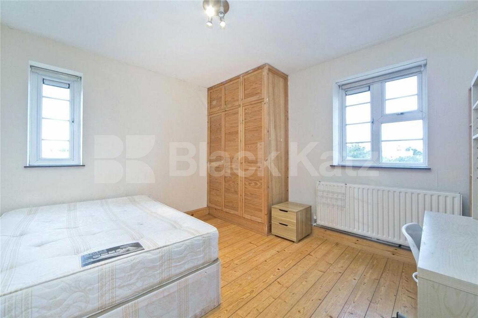 Spacious three bedroom property set in an amazing location  Lewis Street, Camden