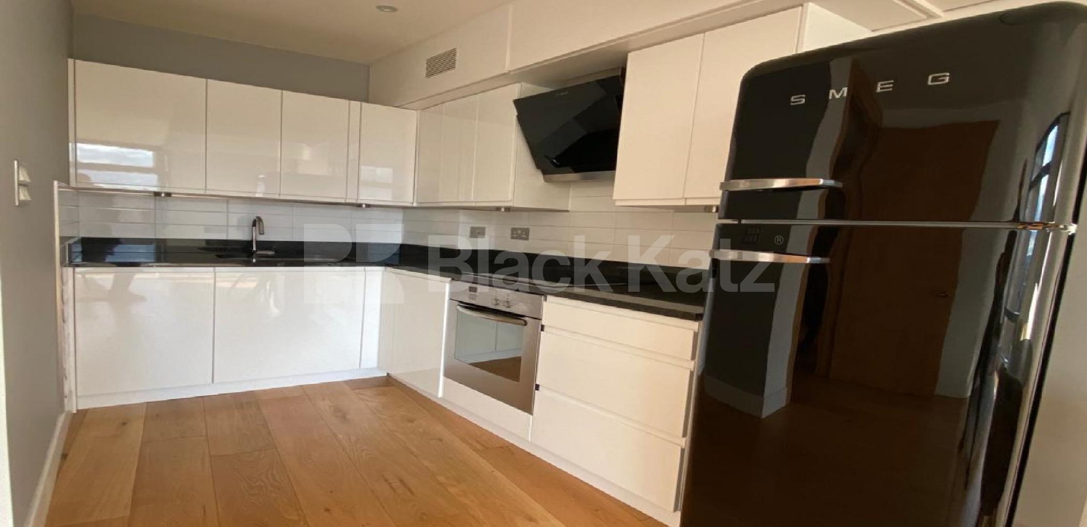 			LET , 1 Bedroom, 1 bath, 1 reception Apartment			 Parliament View, Lambeth Bridge, Waterloo