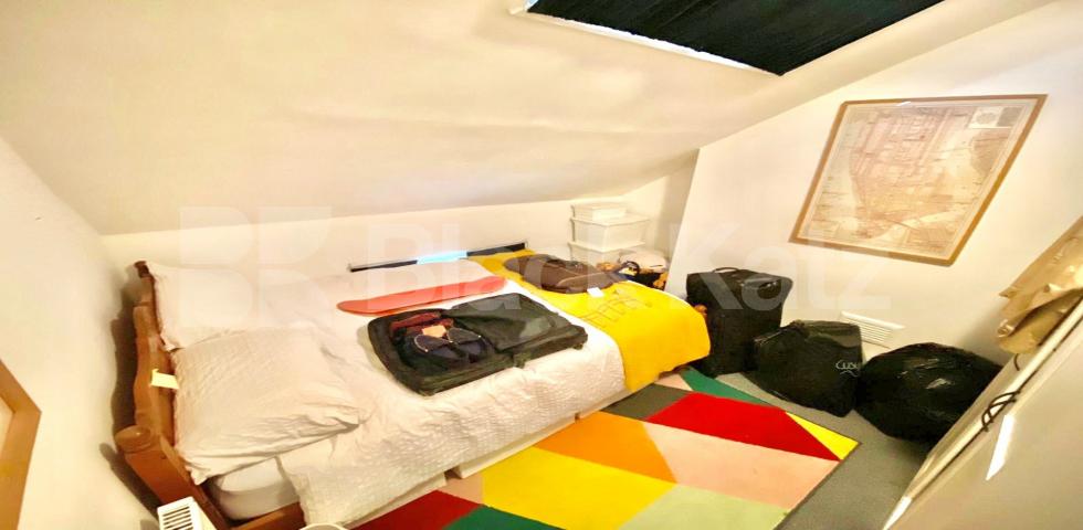 			2 Bedroom, 1 bath, 1 reception Flat			 The Broadway, Crouch End