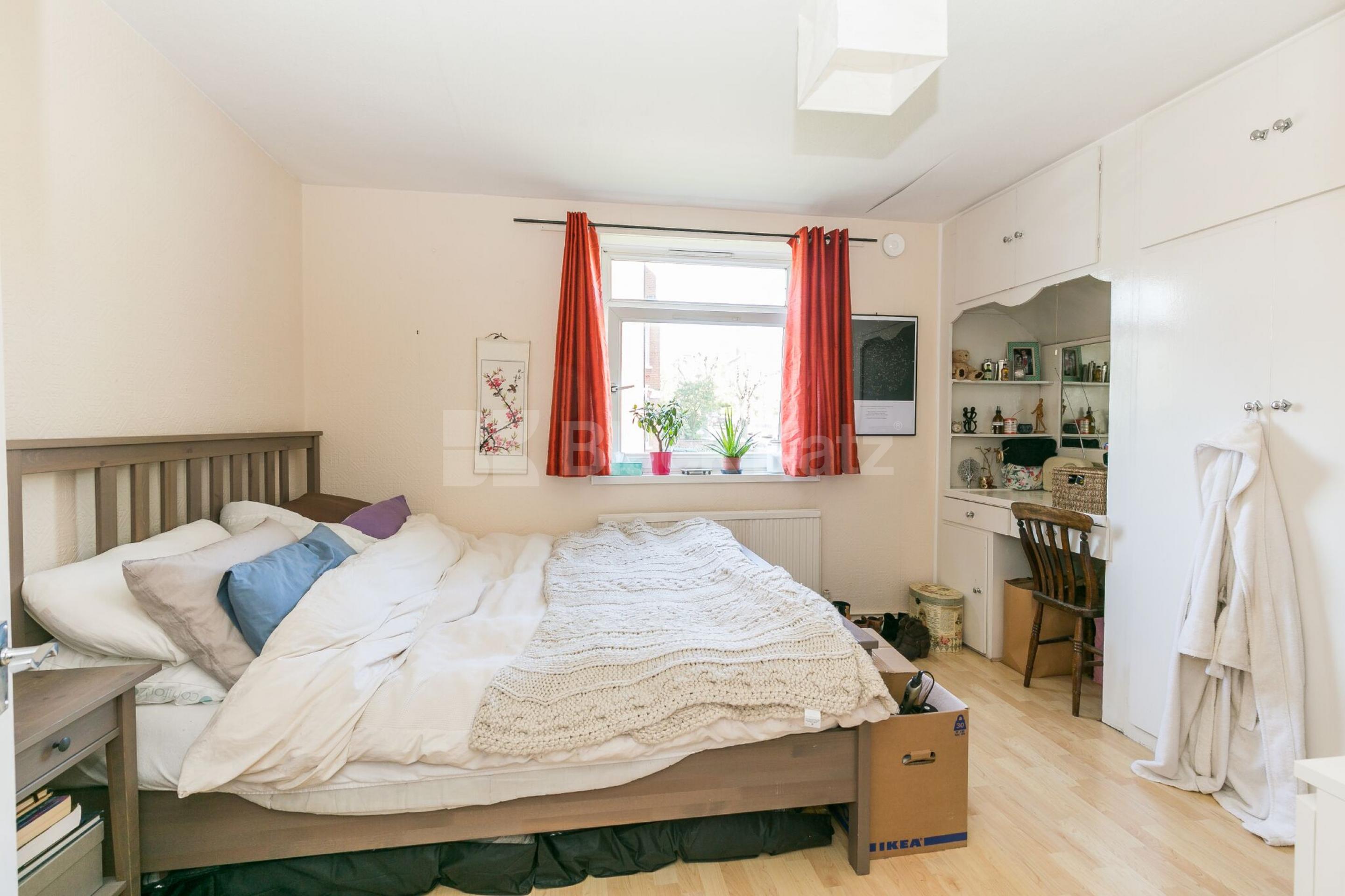 			Great Location!, 2 Bedroom, 1 bath, 1 reception Flat			 Crouch Hall Road, Crouch End N8
