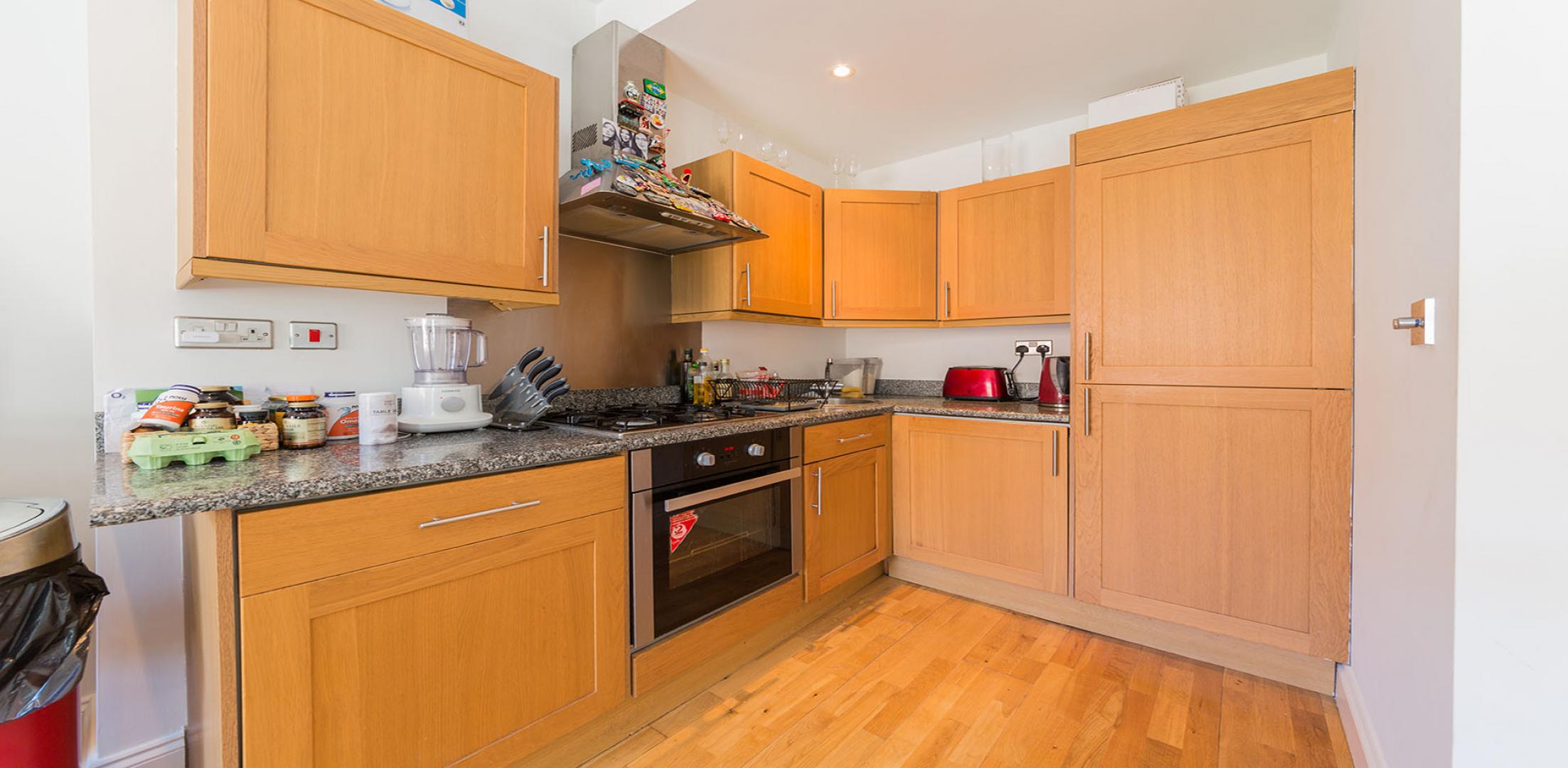 			2 Bedroom, 2 bath, 1 reception Flat			 Iverson Road, WEST HAMPSTEAD