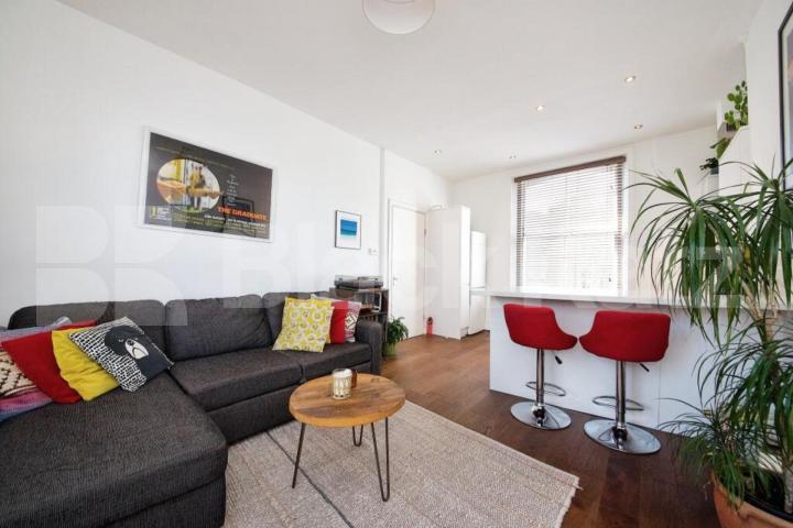 Amazing recently refurbished and spacious 1 bed on a premier rd in kentish town Bartholowmew Road, Kentish Town