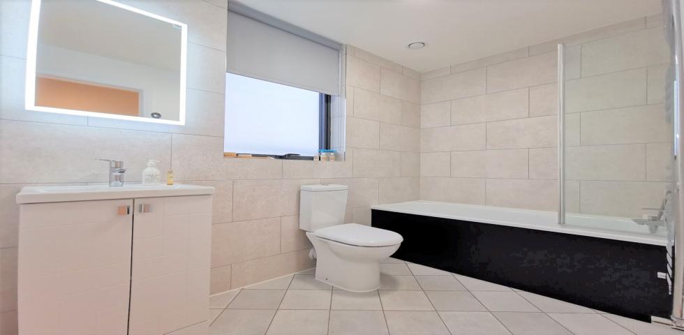 Unique Penthouse with stunning views High Road, Willesden Green