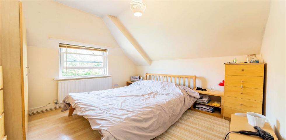 			3 Bedroom, 1 bath, 1 reception Flat			 Dyne Road, KILBURN