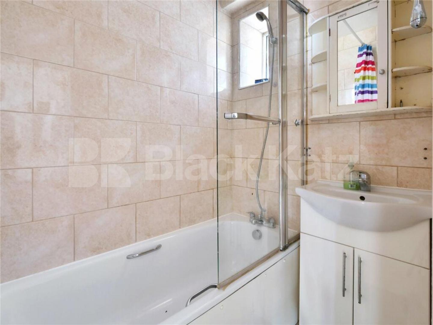 Stylish and spacious well located two double bedroom property in Marylebone Bedford House, Lisson Street, Marylebone