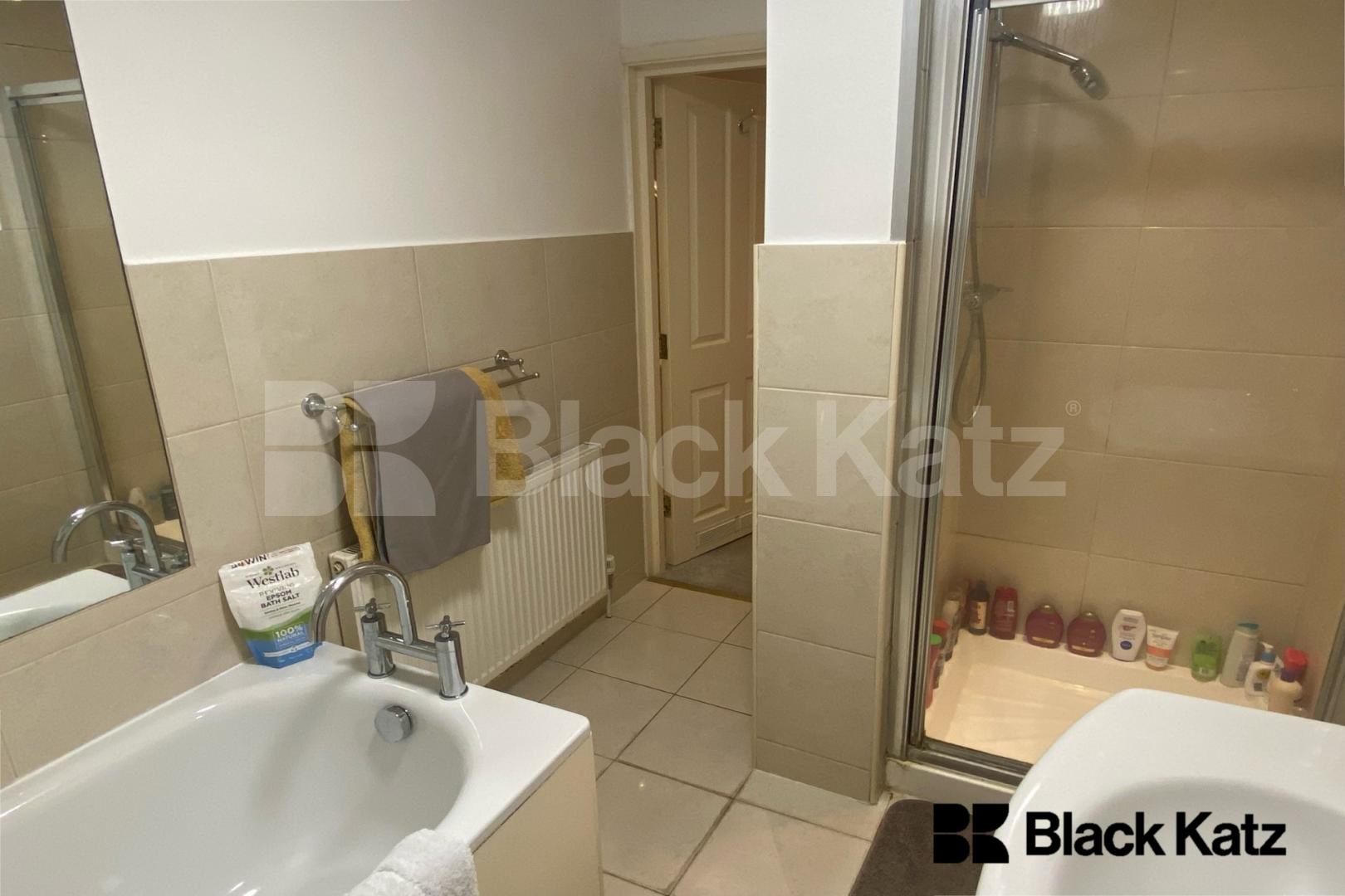 Split level four bedroom garden flat in the heart of Pimlico Lupus Street, Pimlico